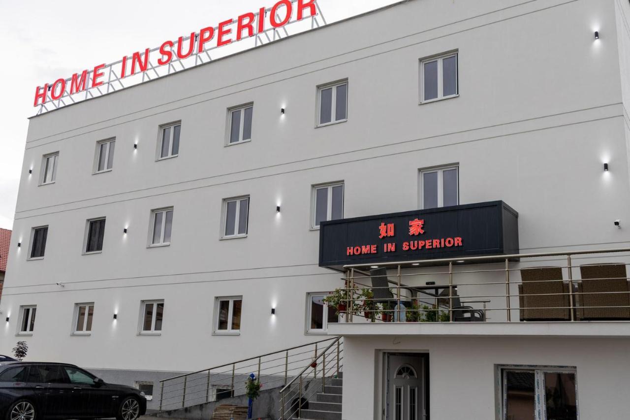 Home In Superior如家 Surčin エクステリア 写真